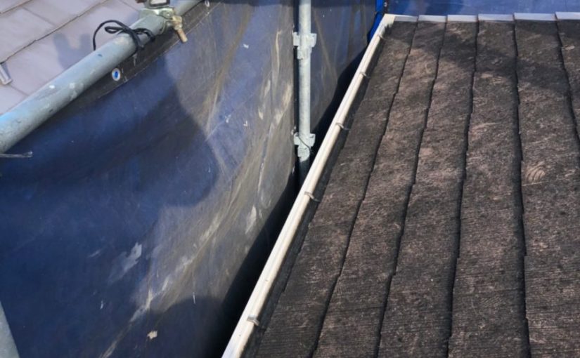埼玉県春日部市　屋根カバー工法・外壁塗装　屋根カバー工法とは　足場設置～高圧洗浄 (6)