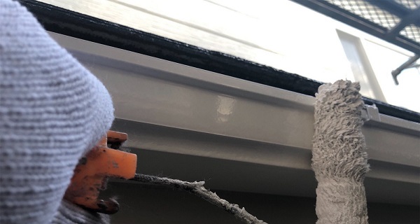 埼玉県越谷市　S様邸　外壁塗装・屋根塗装・付帯部塗装　雨樋塗装　雨樋が破損する事によるトラブルとは (2)