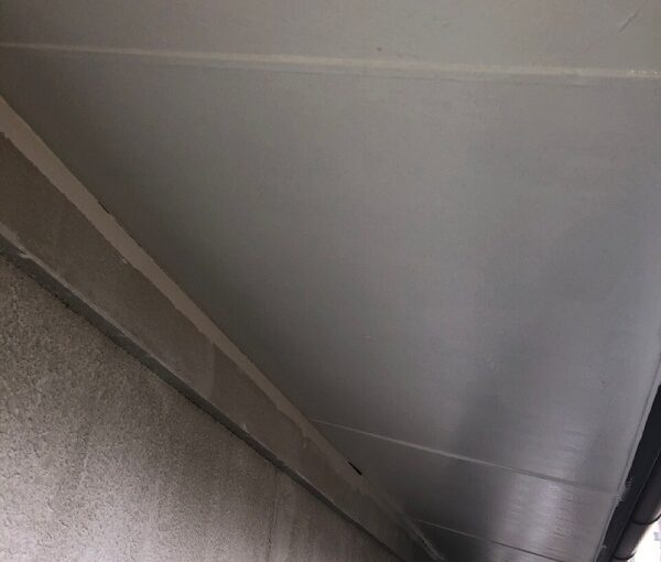 埼玉県鴻巣市　F様邸　屋根塗装・屋根カバー工法・外壁塗装　軒天塗装　軒天の色 (3)