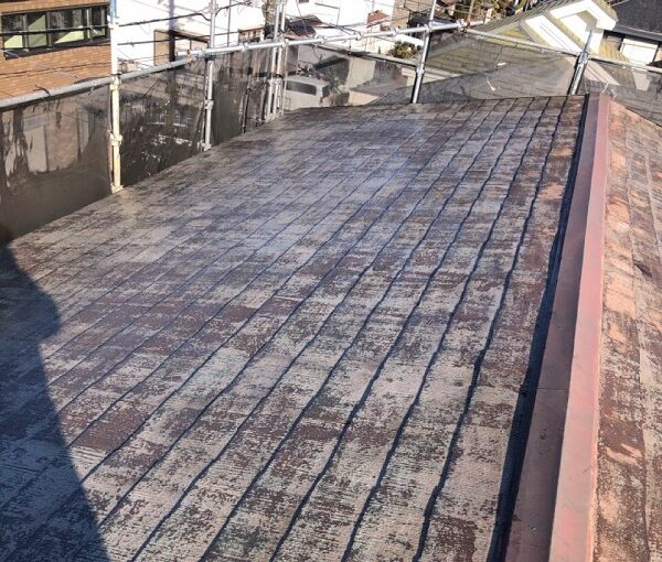 埼玉県鴻巣市　屋根塗装・屋根カバー工法・外壁塗装　下地処理　高圧洗浄 (2)