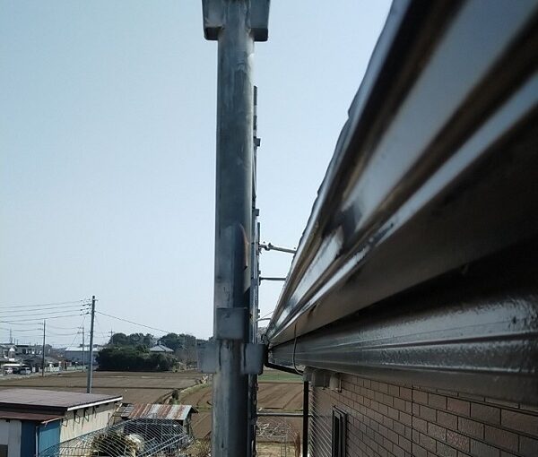 茨城県古河市　Y様邸　外壁塗装・付帯部塗装　破風、雨樋塗装　塗膜の劣化を放置すると (9)
