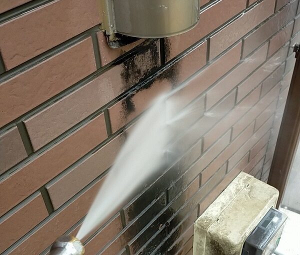 茨城県古河市　Y様邸　外壁塗装・付帯部塗装　下地処理　高圧洗浄 (7)