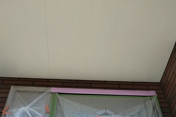 茨城県古河市　Y様邸　外壁塗装・付帯部塗装　軒天塗装　軒天の色 (6)